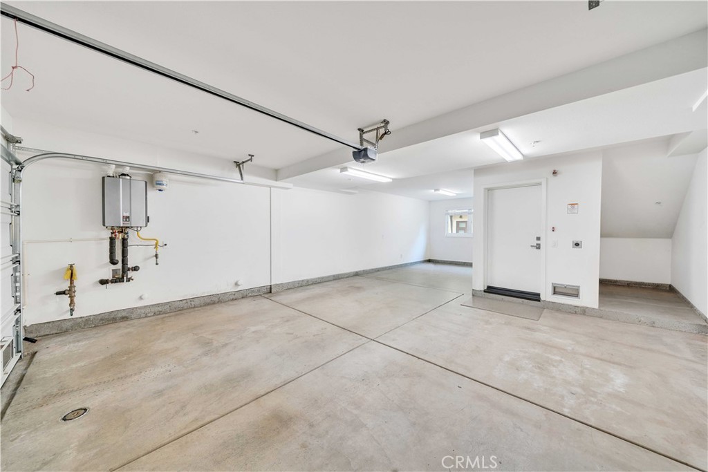 769 Doheny Property Photo 39