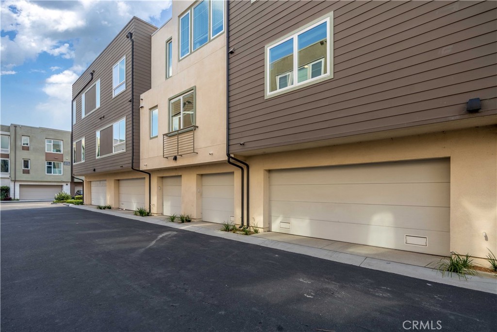 769 Doheny Property Photo 41