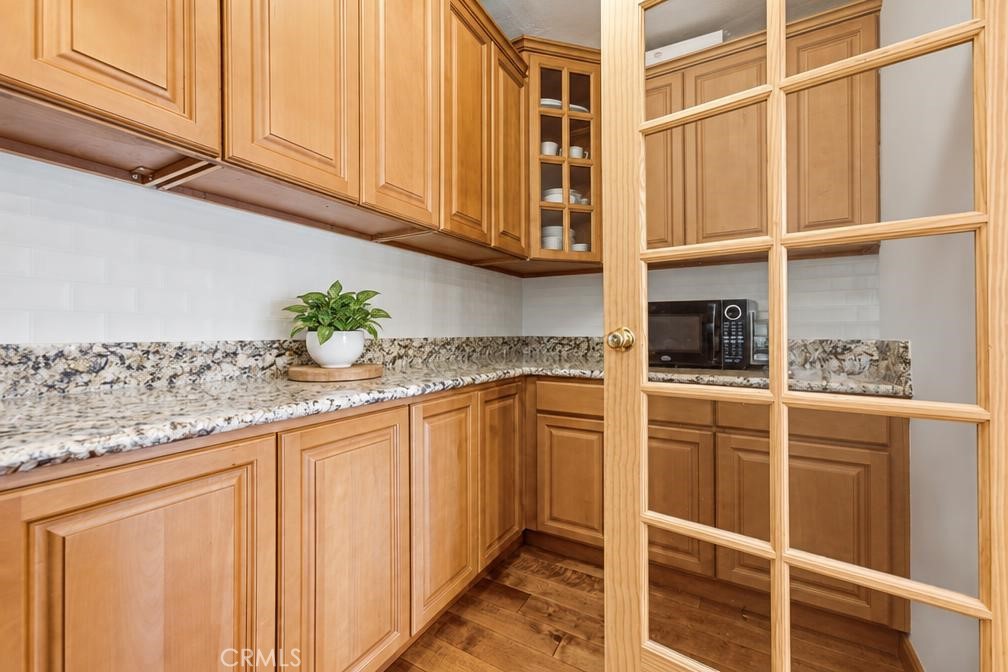 10292 Center Property Photo 11