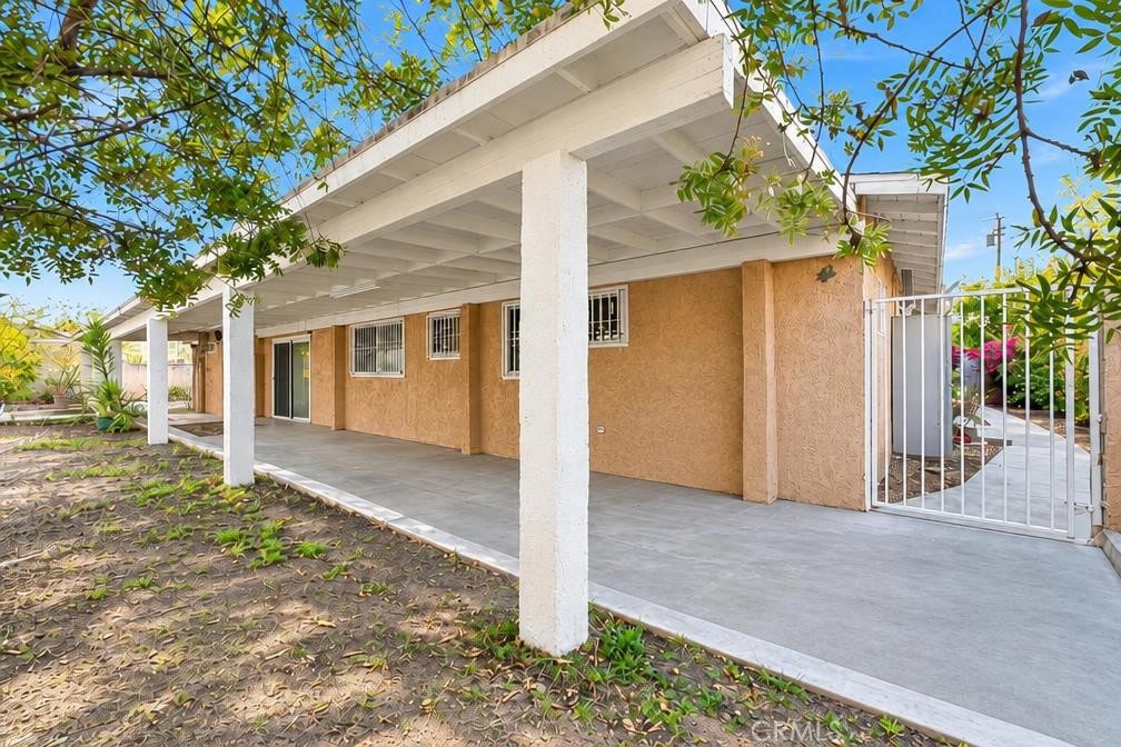 10292 Center Property Photo 24