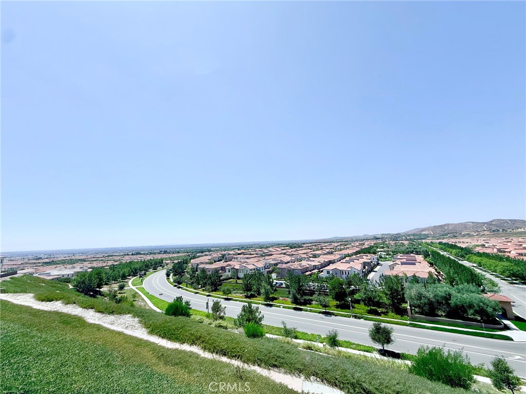 111 Sunnyslope Property Photo 4