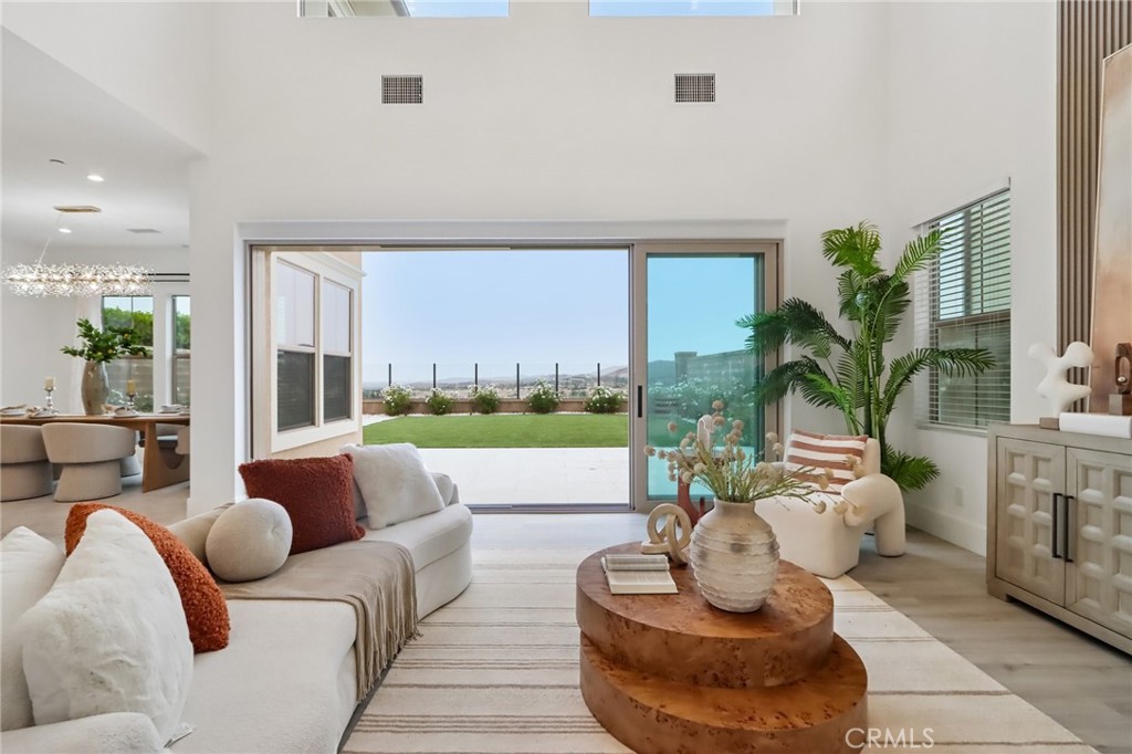 111 Sunnyslope Property Photo 18