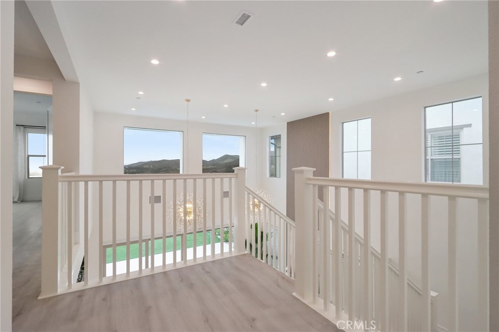 111 Sunnyslope Property Photo 37