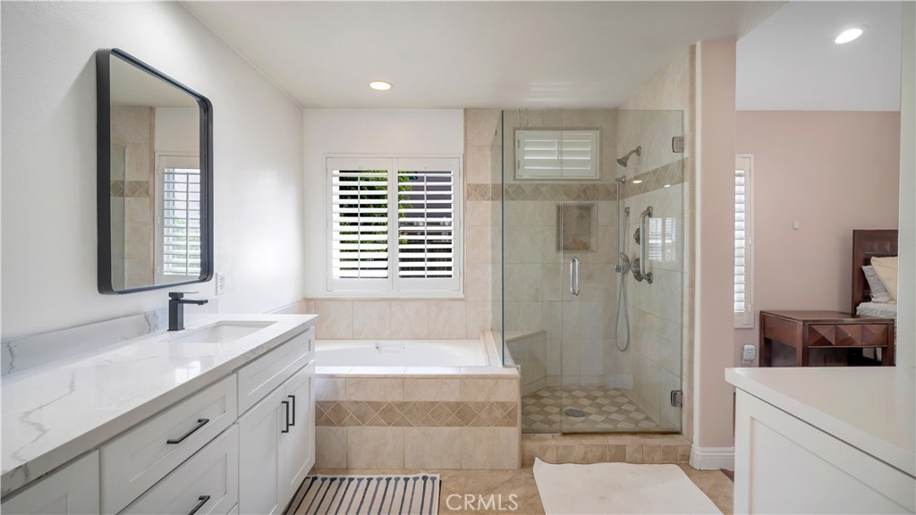 28630 Via Reggio Property Photo 21