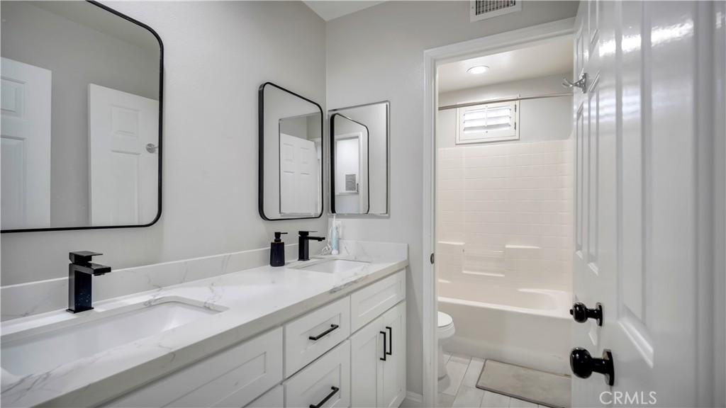 28630 Via Reggio Property Photo 27