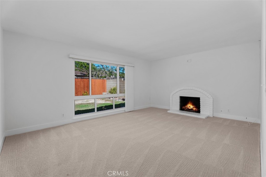 4161 E Riverdale Property Photo 6