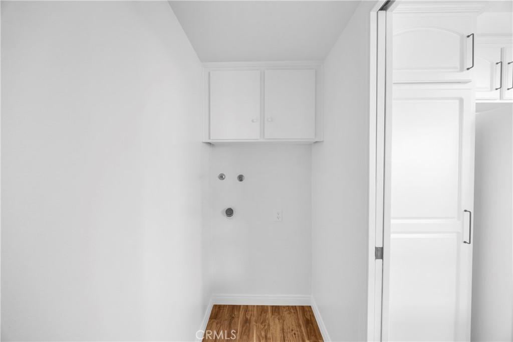 14296 Suffolk Property Photo 15