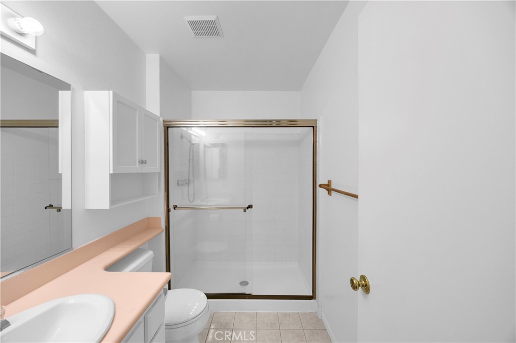 14296 Suffolk Property Photo 27