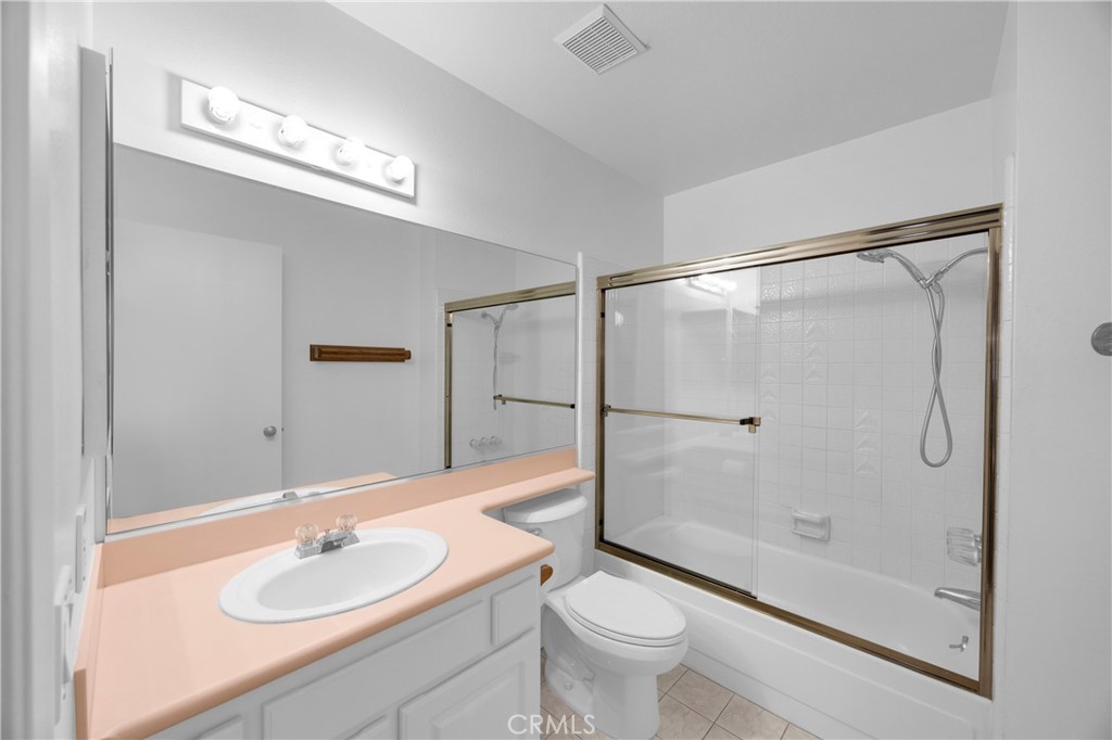 14296 Suffolk Property Photo 34