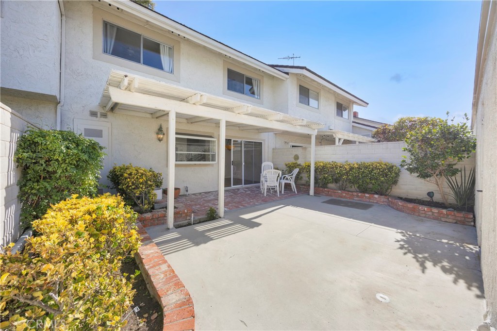 14296 Suffolk Property Photo 37