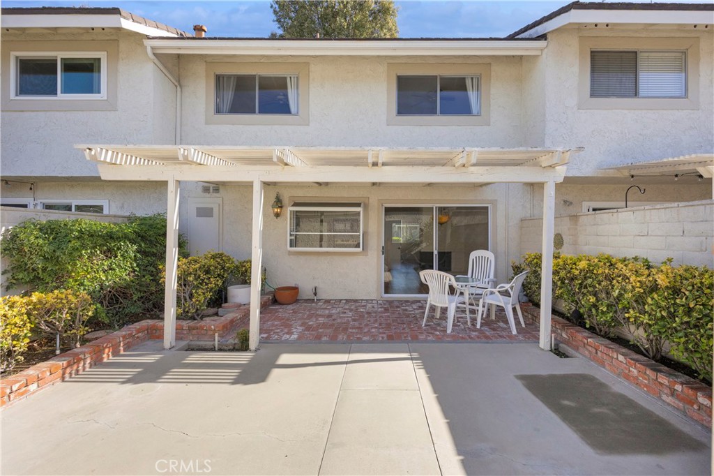 14296 Suffolk Property Photo 38