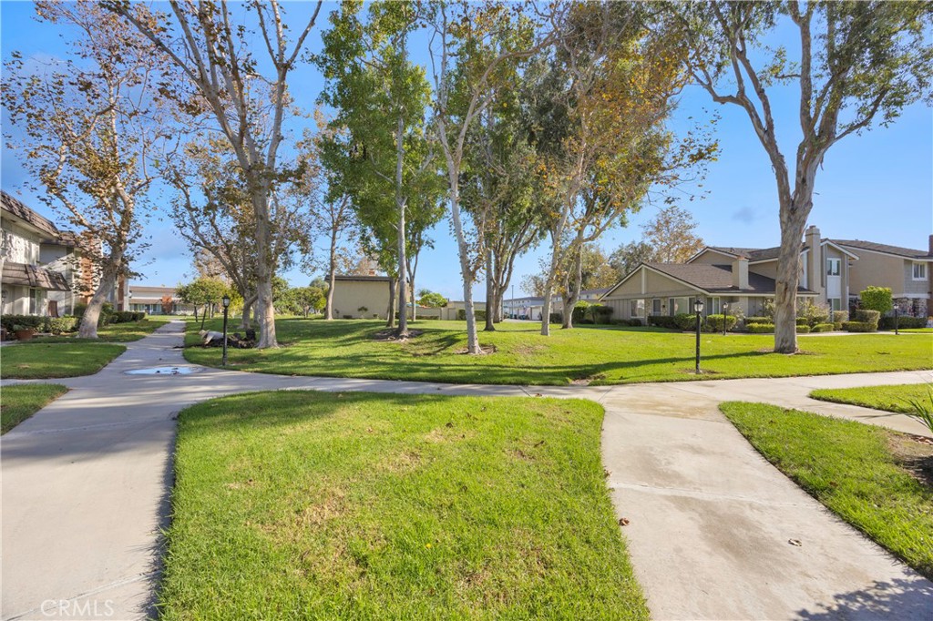 14296 Suffolk Property Photo 43