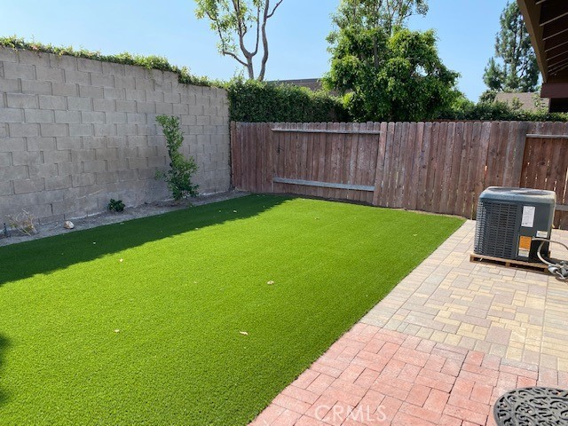 835 S Park Vine Property Photo 6