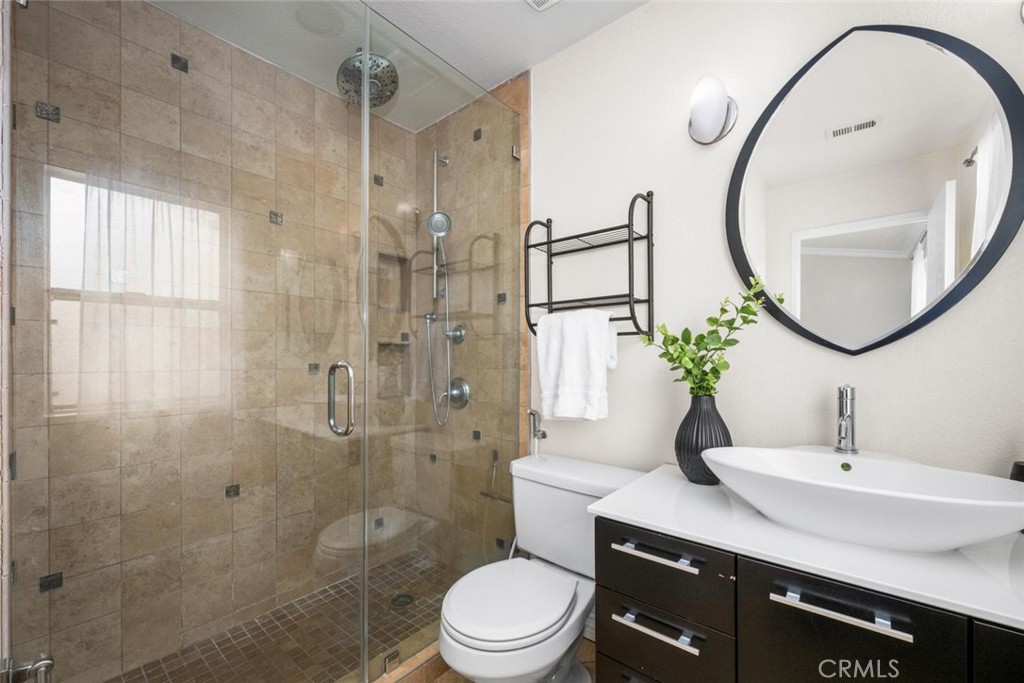 152 Greenmoor 64 Property Photo 23