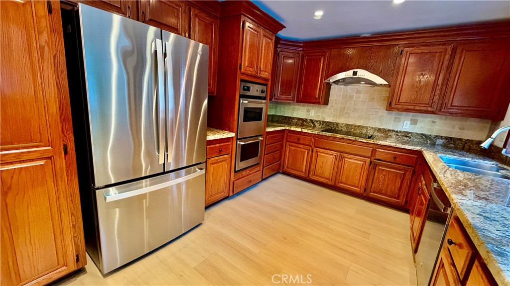 63 Sparrowhawk Property Photo 7