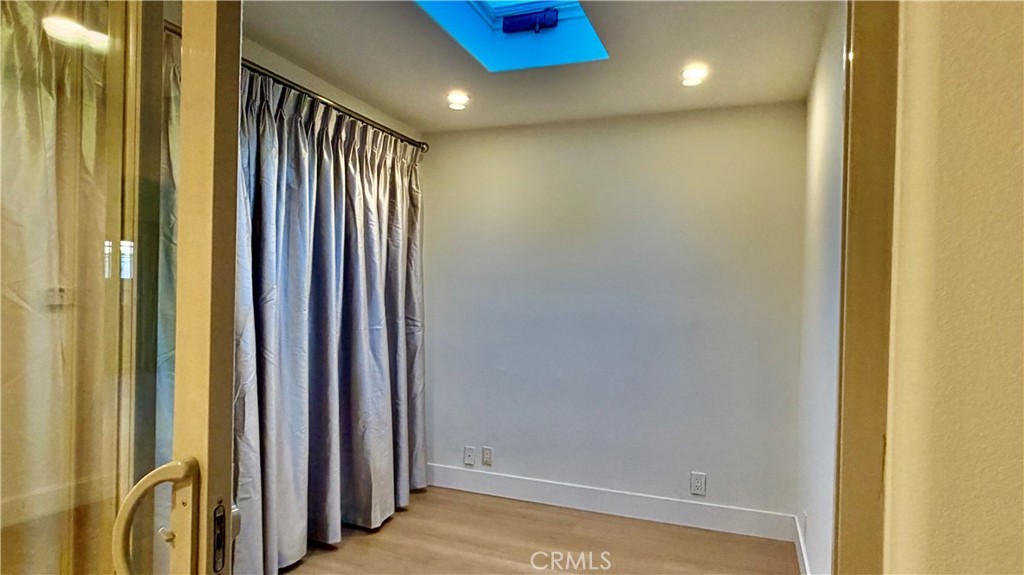 63 Sparrowhawk Property Photo 12