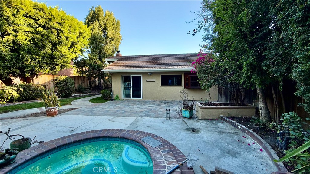 63 Sparrowhawk Property Photo 16