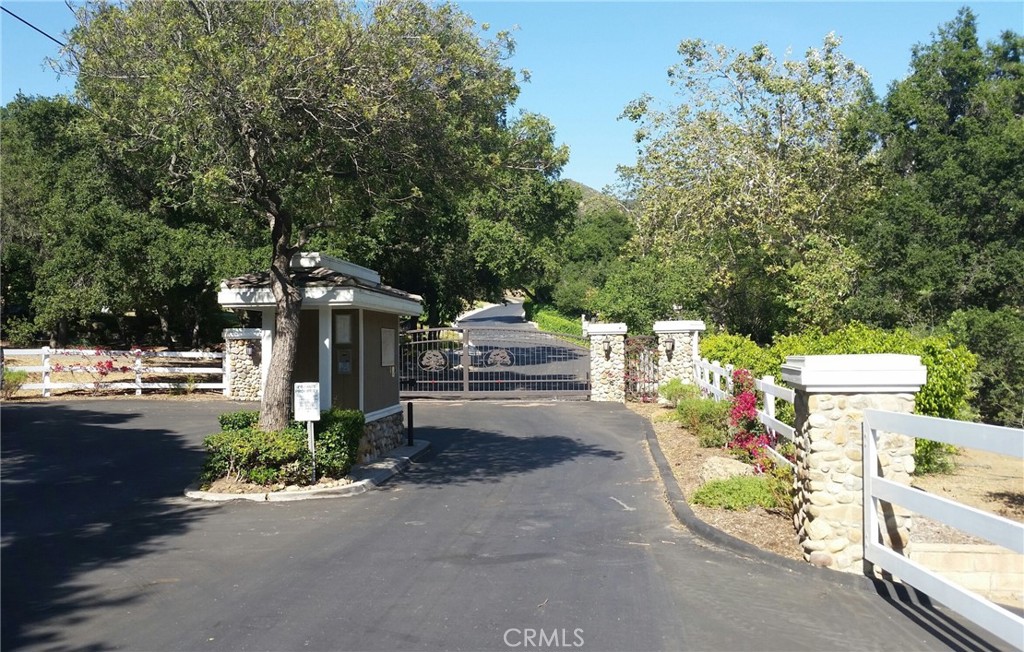 30271 Old Stage Road Property Photo 5