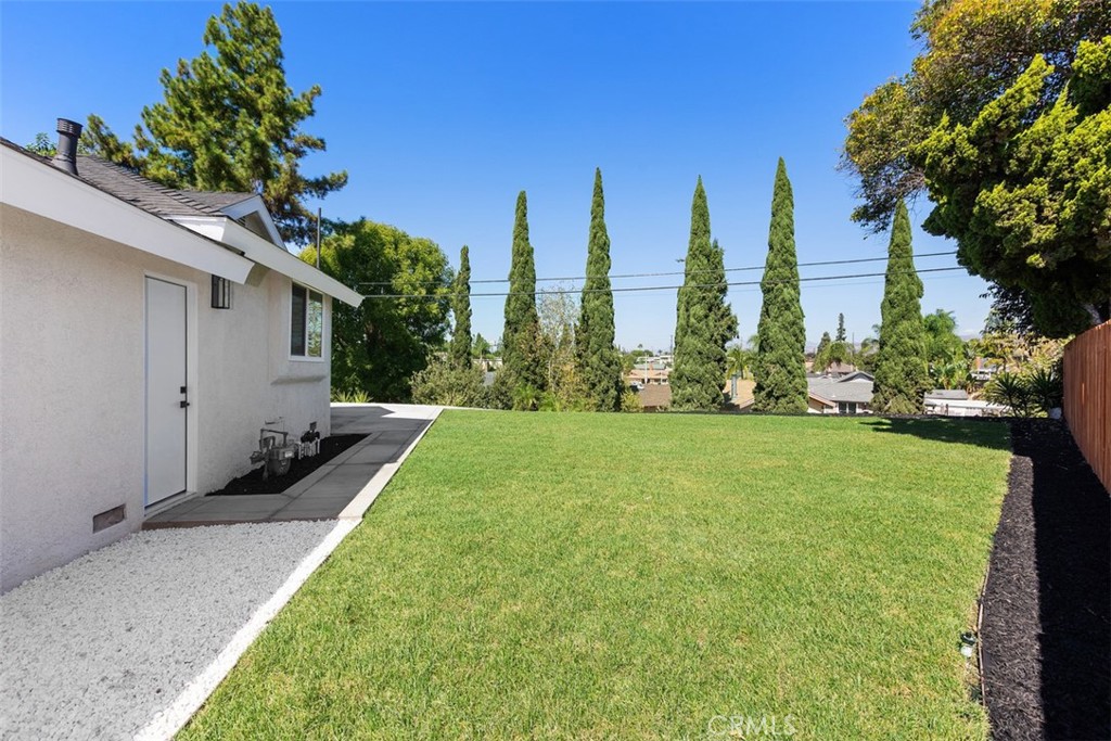 11702 Lisburn Pl. Property Photo 24