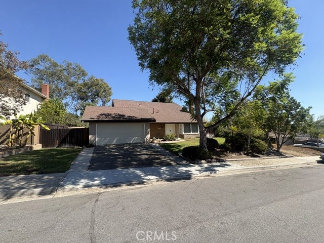 25292 Campina Drive Property Photo 1
