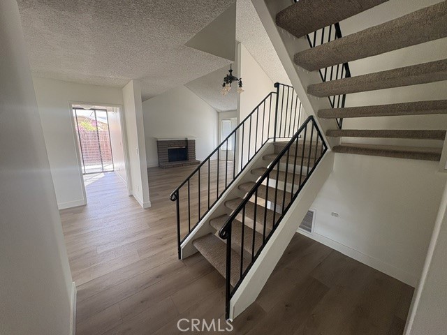 25292 Campina Drive Property Photo 5