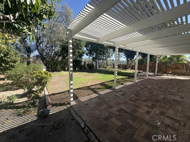 25292 Campina Drive Property Photo 8