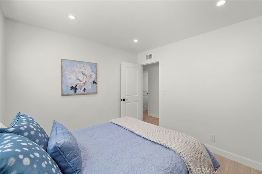 21341 Seaforth Lane Property Photo 24