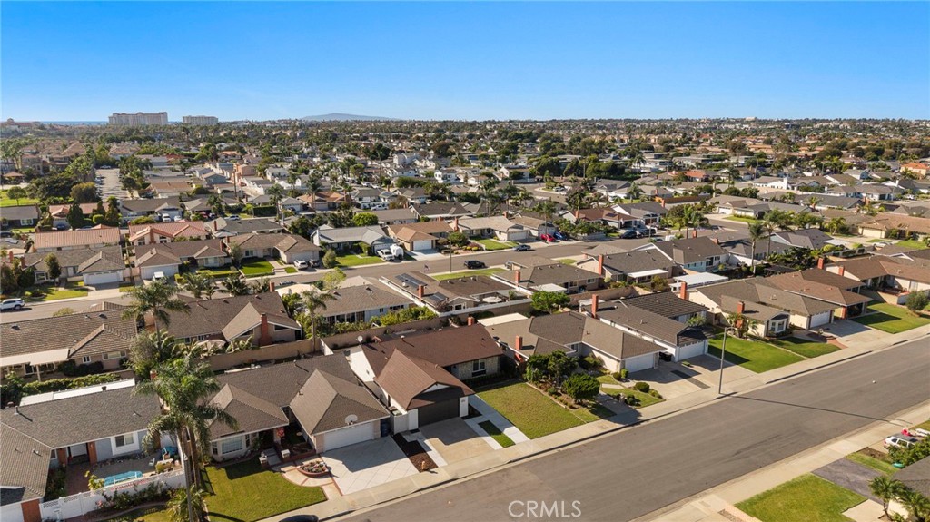 21341 Seaforth Lane Property Photo 43