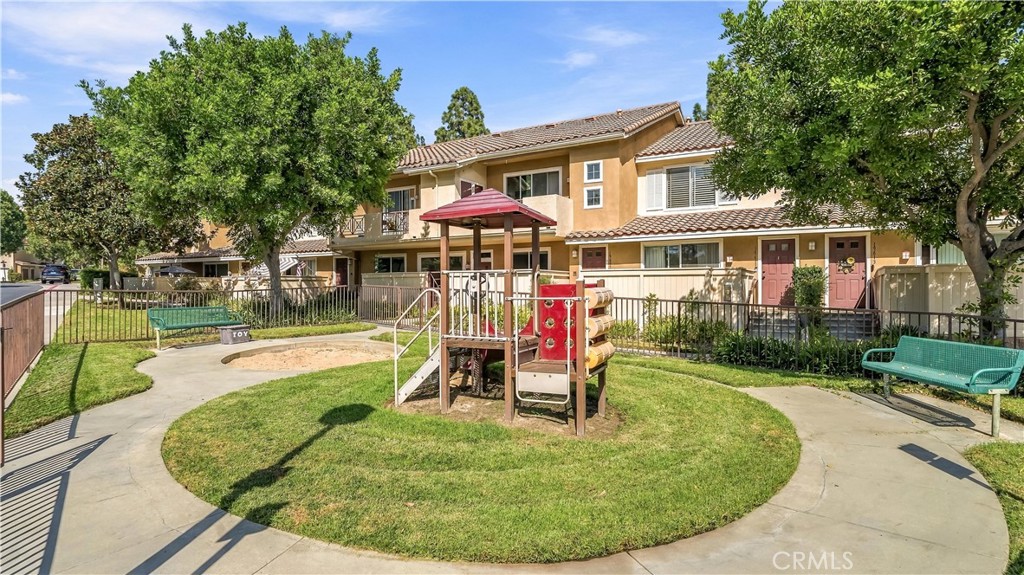 28564 Sorano Property Photo 21
