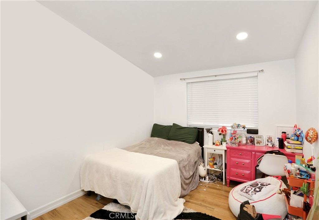 1305 W Cherry Property Photo 14