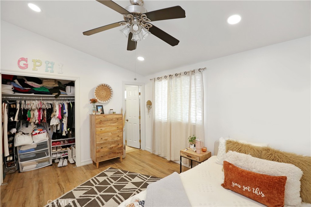 1305 W Cherry Property Photo 15