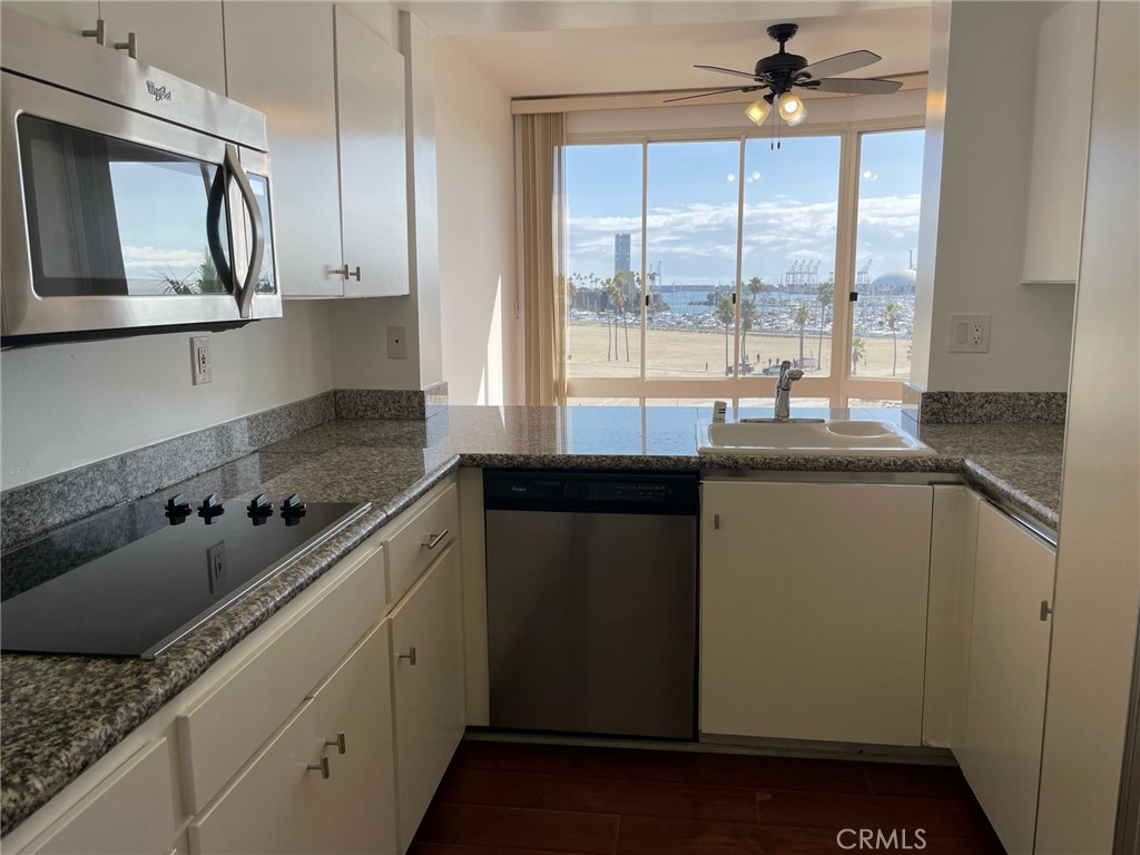 850 E Ocean Boulevard 206 Property Photo 8