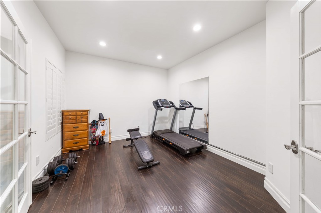 1001 Sungro Way Property Photo 15