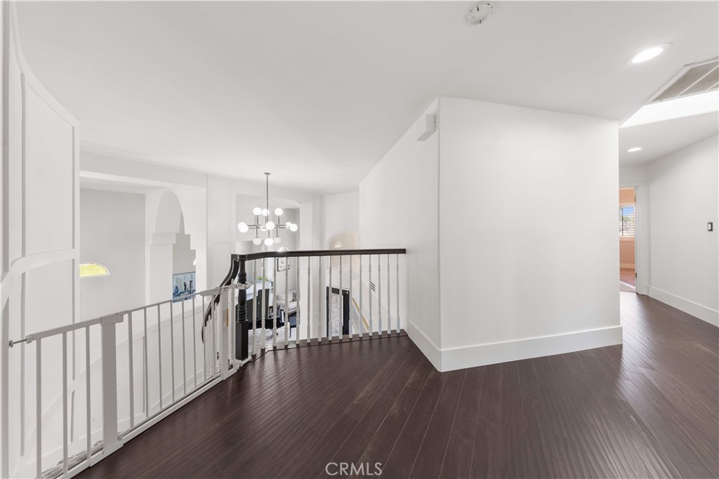 1001 Sungro Way Property Photo 20