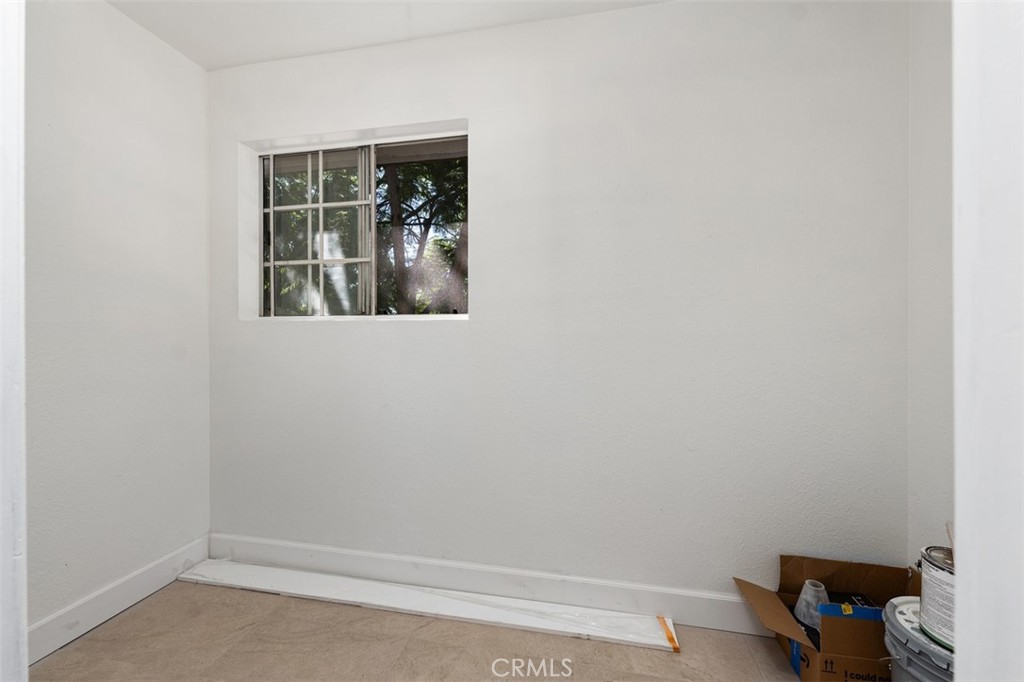 569 E Street 1 Property Photo 28