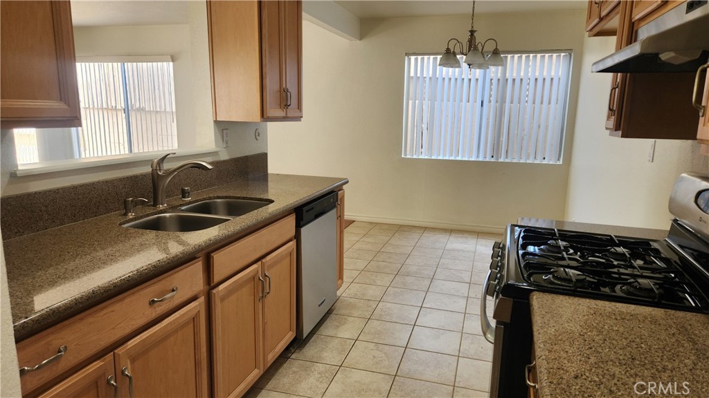 1201 Buena Vista Unit A Property Photo 5