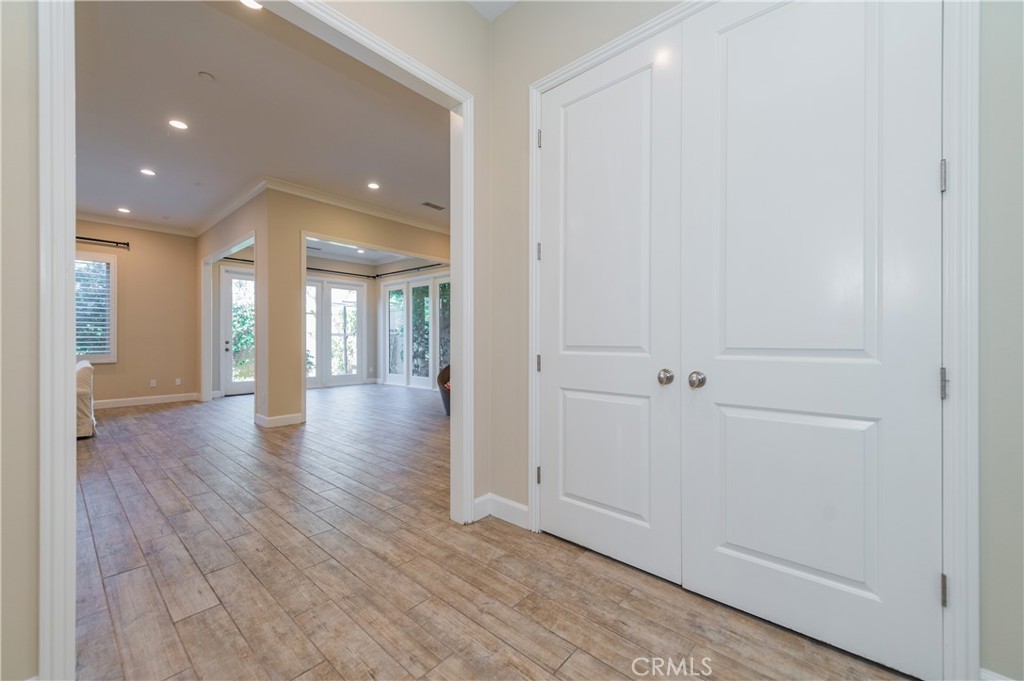 65 Pinetree Property Photo 5