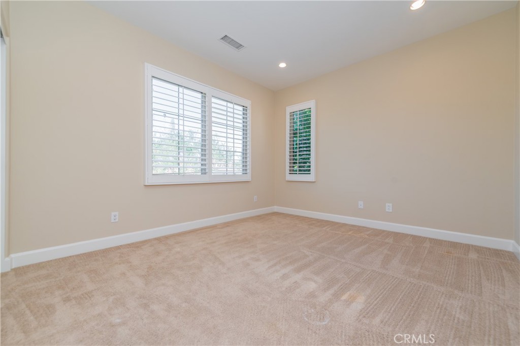 65 Pinetree Property Photo 20