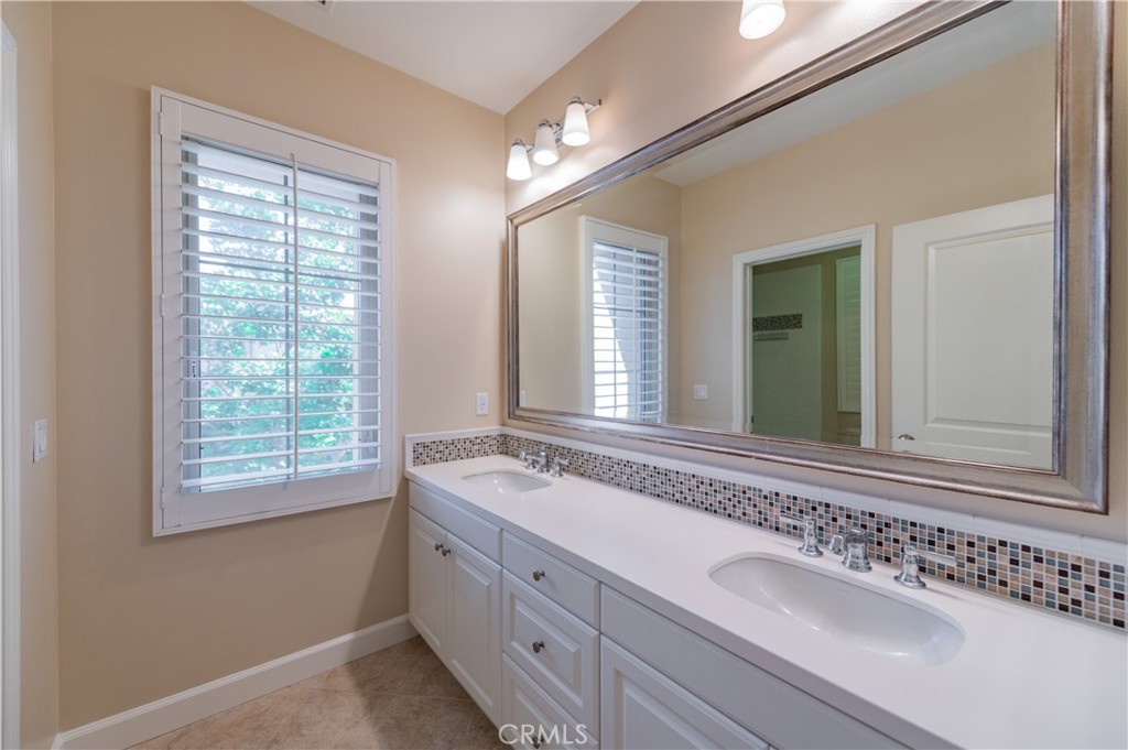 65 Pinetree Property Photo 23