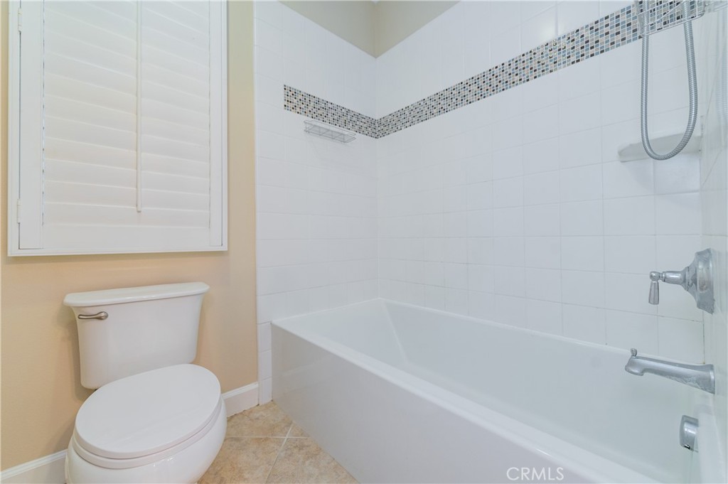 65 Pinetree Property Photo 24