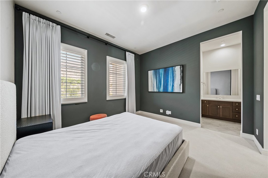 166 Leafy Pass Property Photo 31