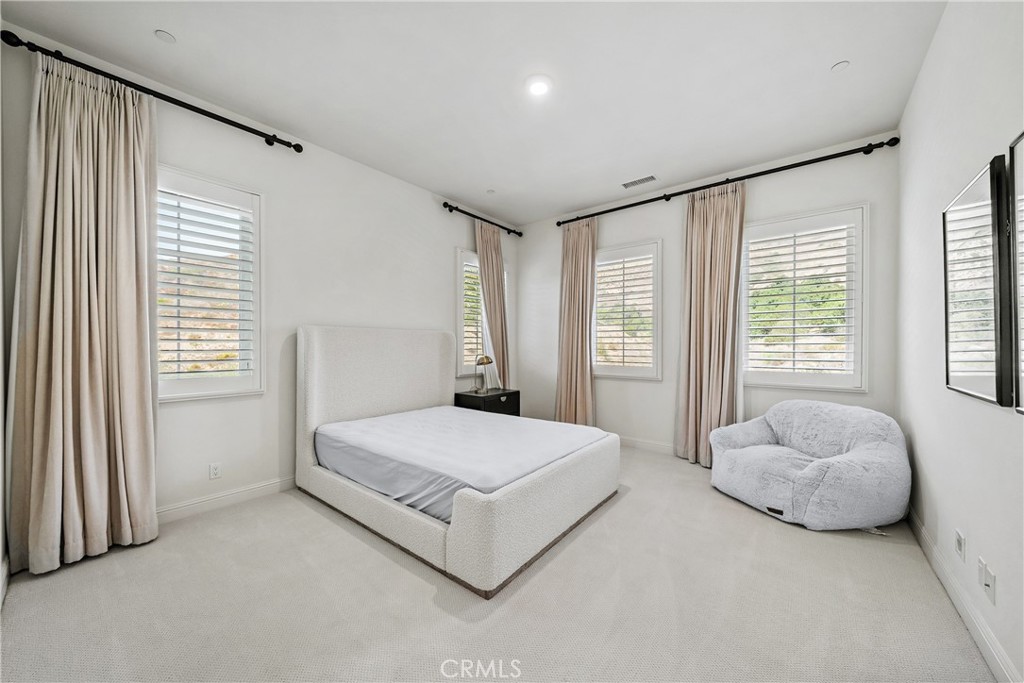 166 Leafy Pass Property Photo 33