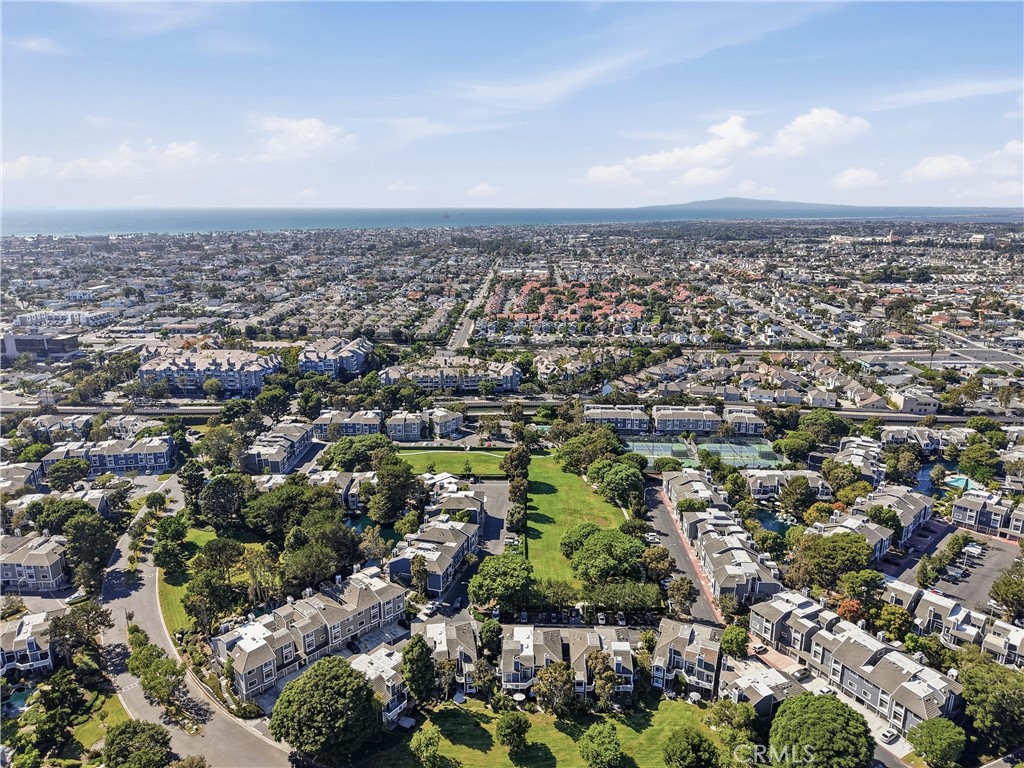 20212 Sealargo 203 Property Photo 38