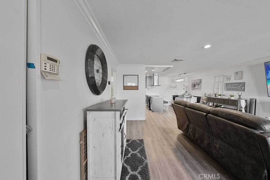 24941 El Roble Property Photo 4