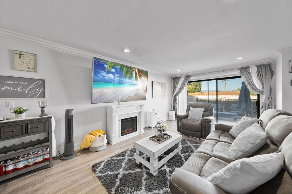 24941 El Roble Property Photo 8