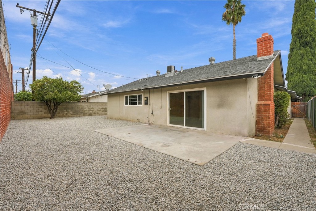 19214 Springport Dr Property Photo 21
