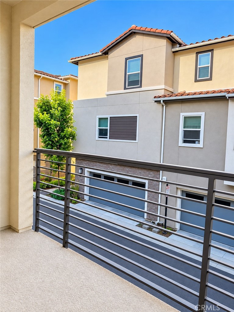 383 Bellver Property Photo 9