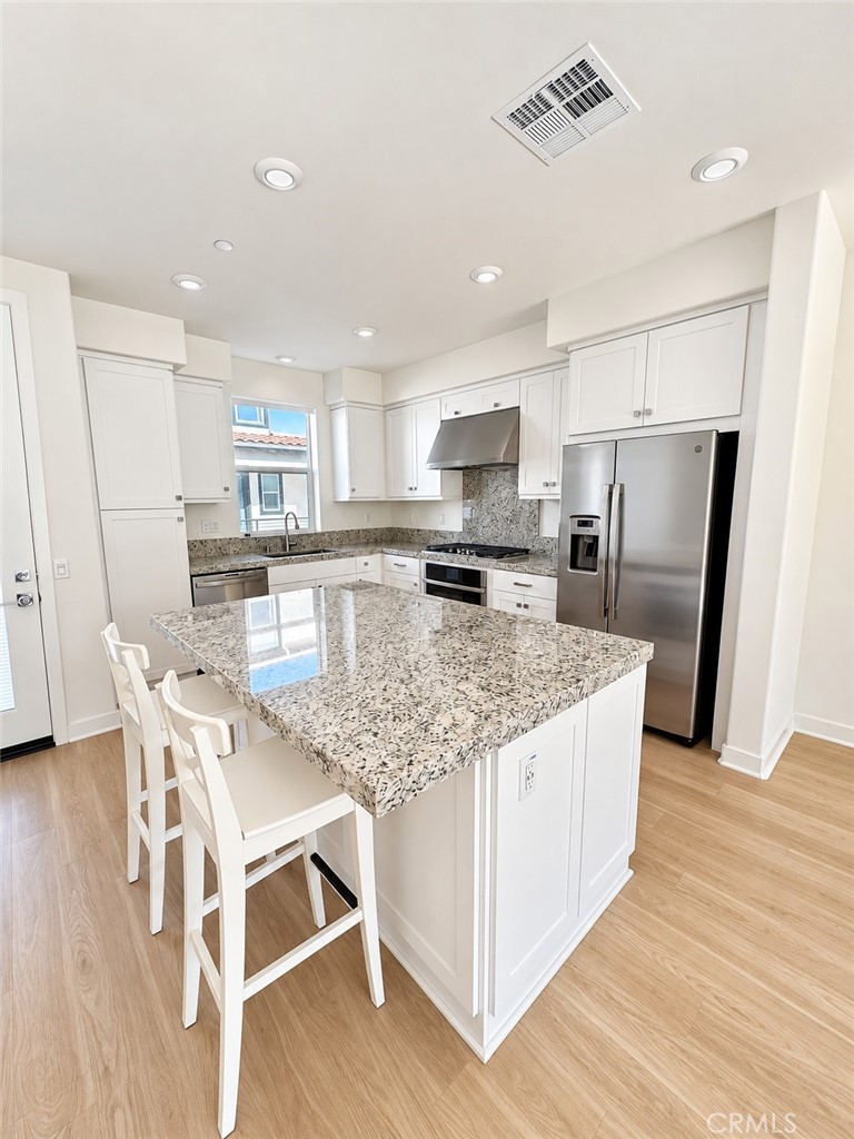 383 Bellver Property Photo 10