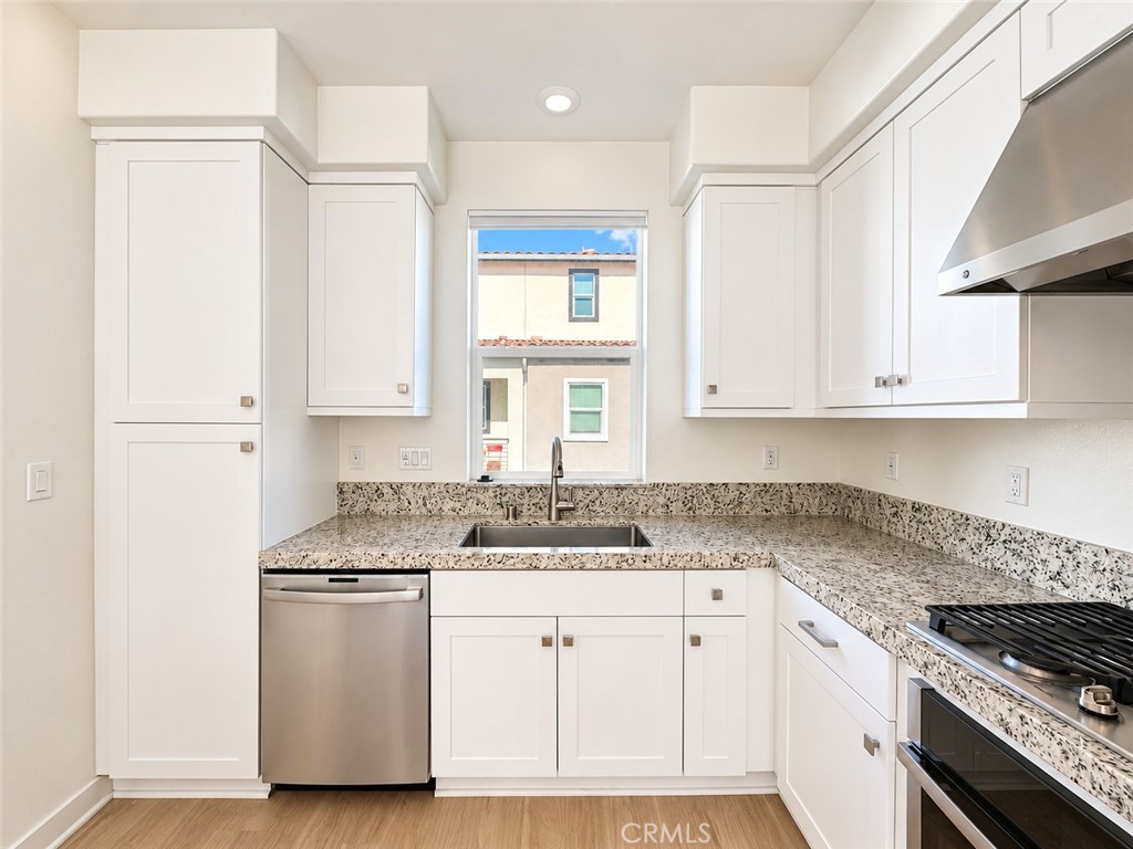 383 Bellver Property Photo 12