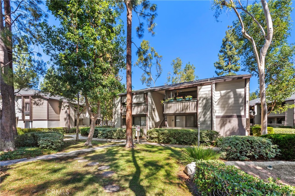20702 El Toro 414 Property Photo 4